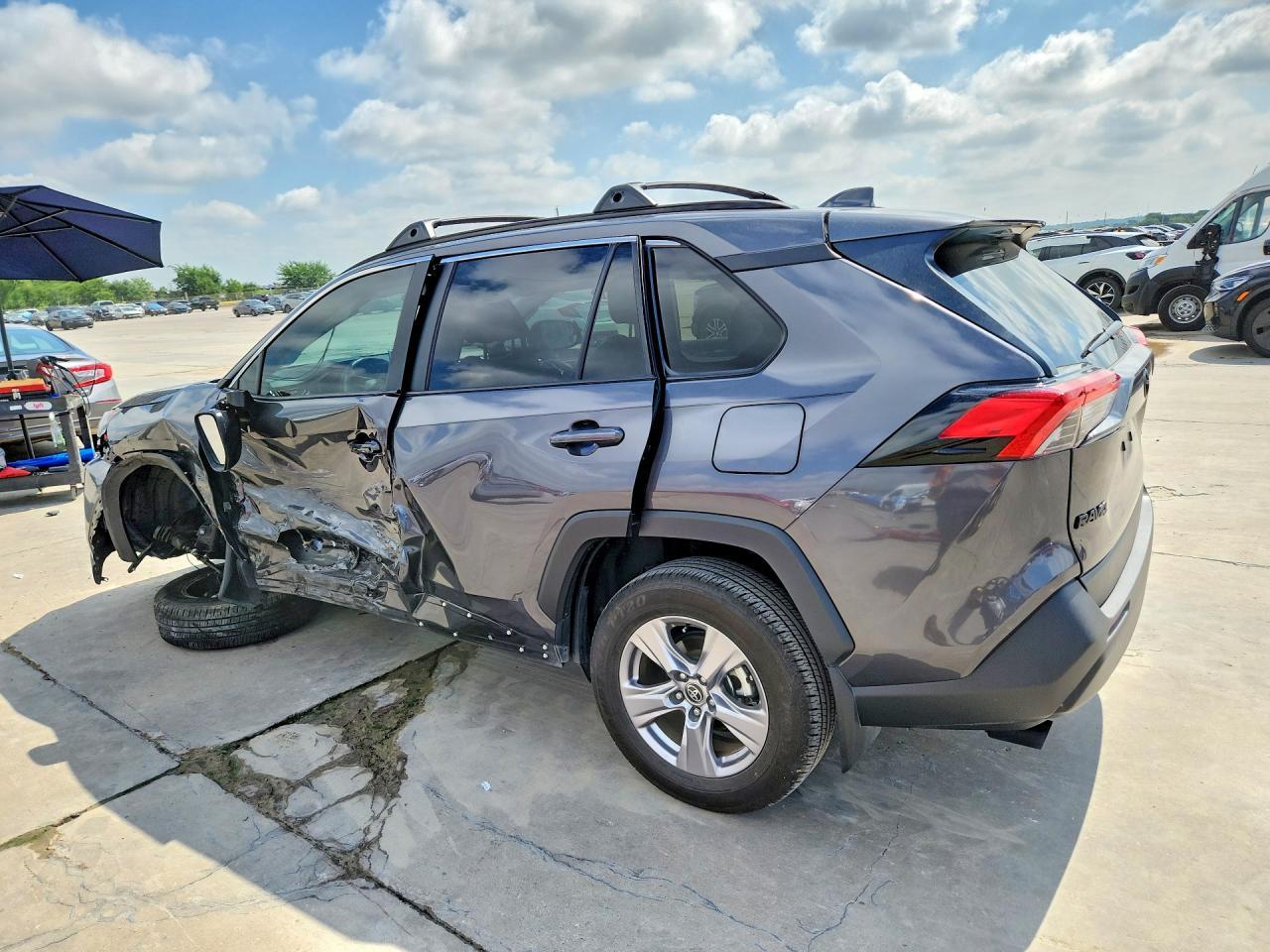 2025 Toyota Rav4 Xle - Фото 2