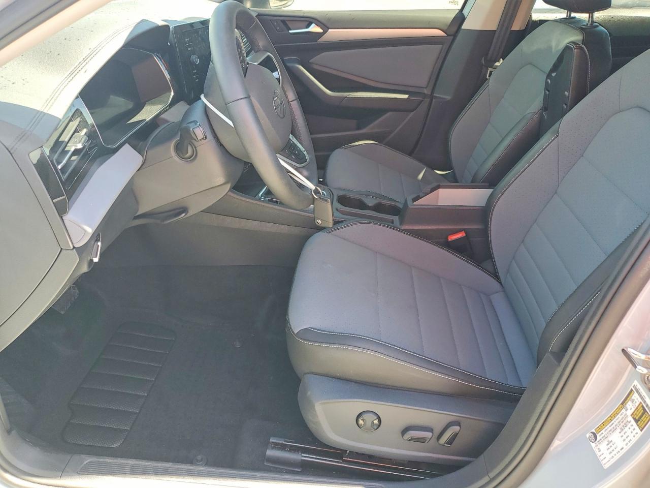 2025 Volkswagen Jetta Se - Image 7
