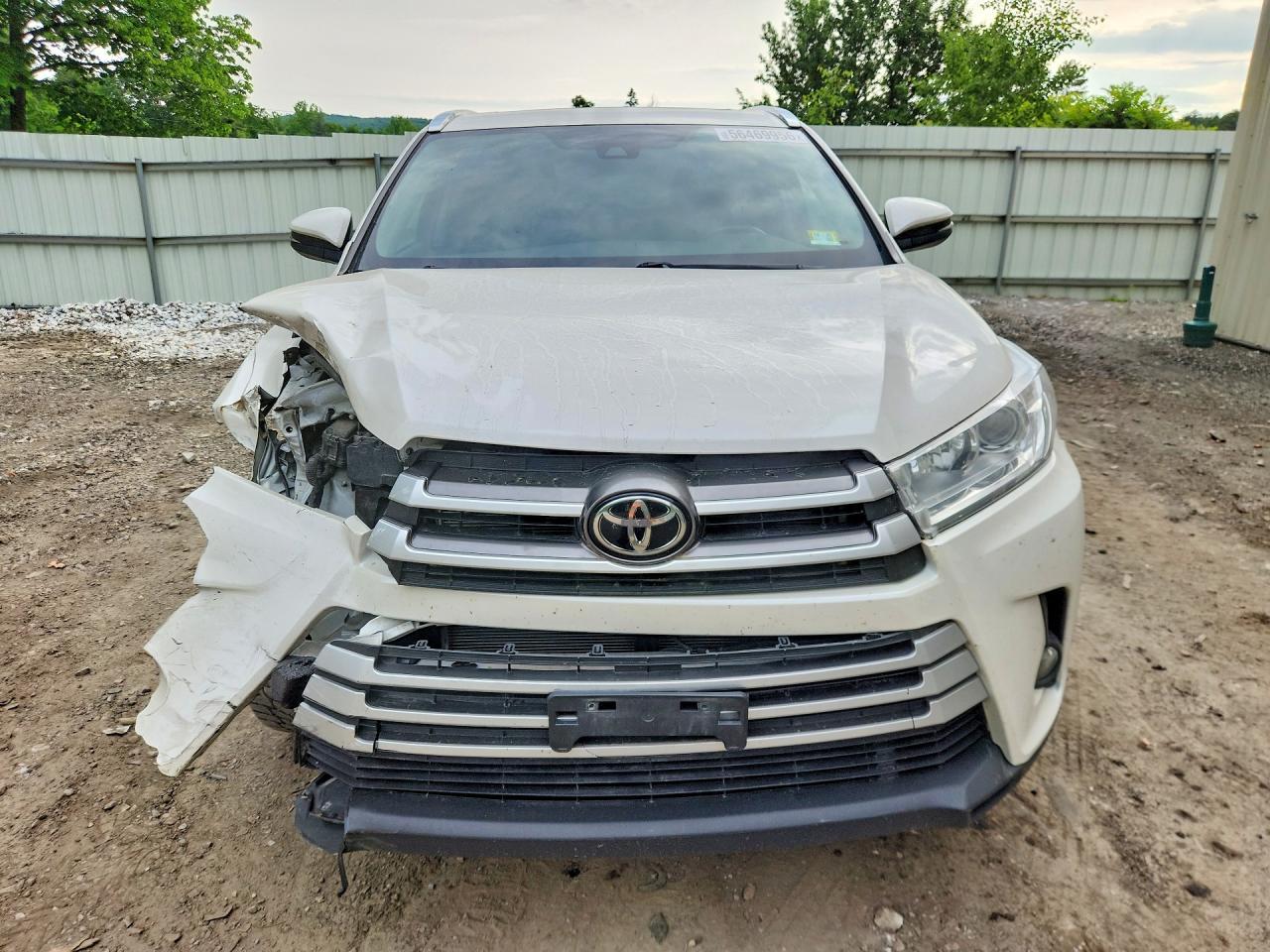 2019 Toyota Highlander Xle - Image 5