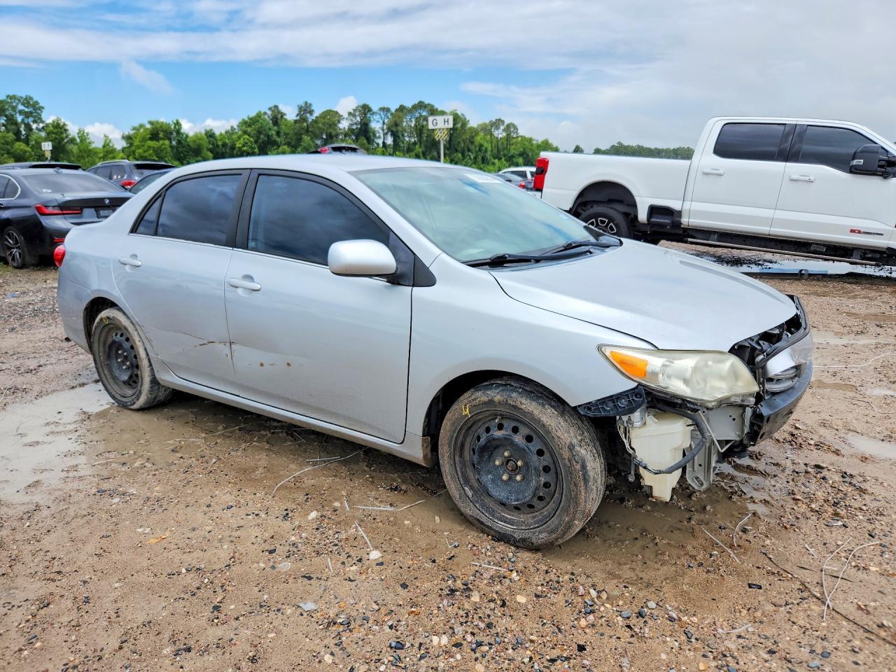 2013 Toyota Corolla Le - Фото 4
