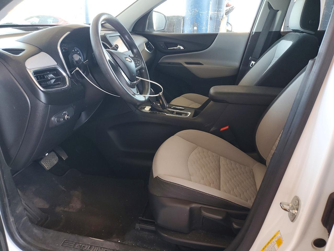 2018 Chevrolet Equinox Ls - Image 7