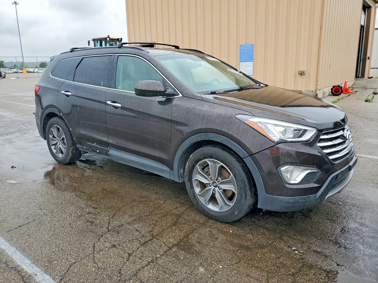 2016 Hyundai Santa Fe Se - Image 4