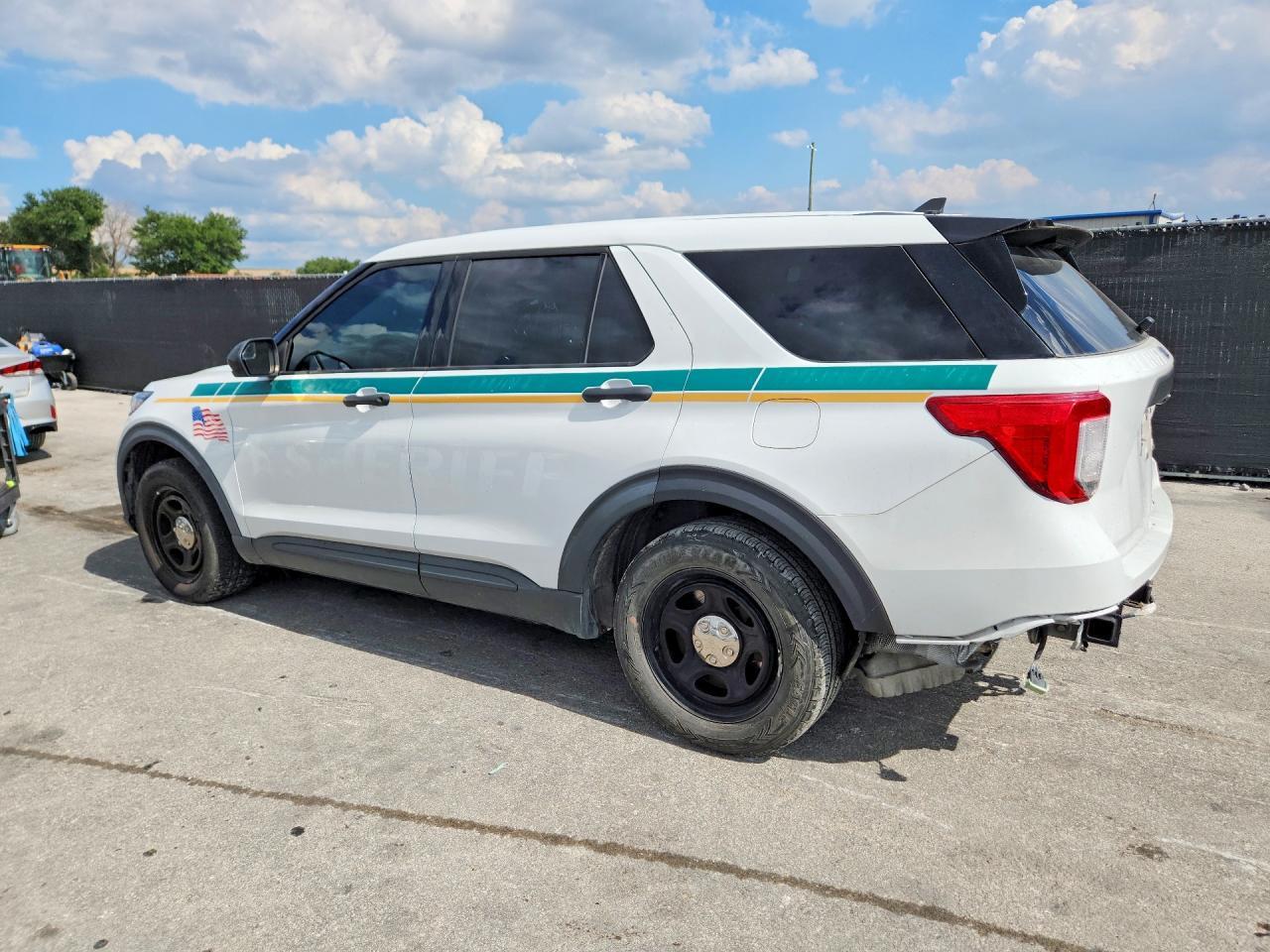 2021 Ford Explorer Police Interceptor - Фото 2