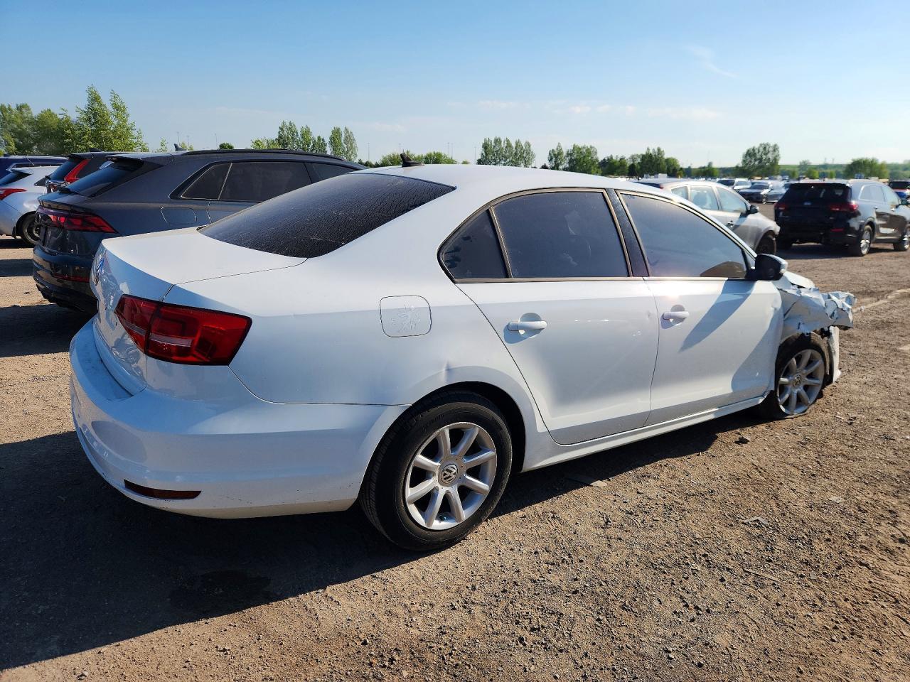 2015 Volkswagen Jetta Base - Image 3