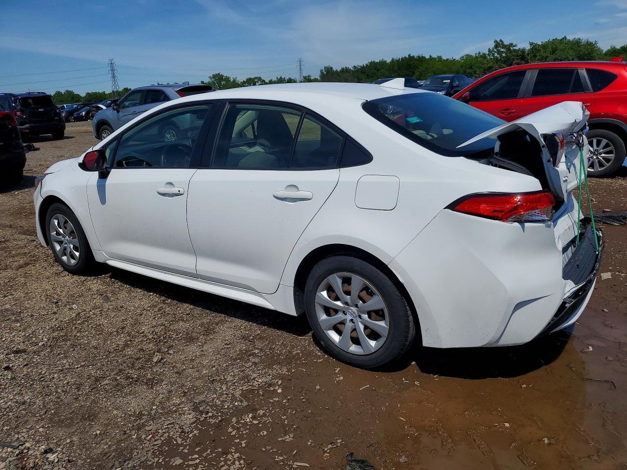 2021 Toyota Corolla Le - Image 2