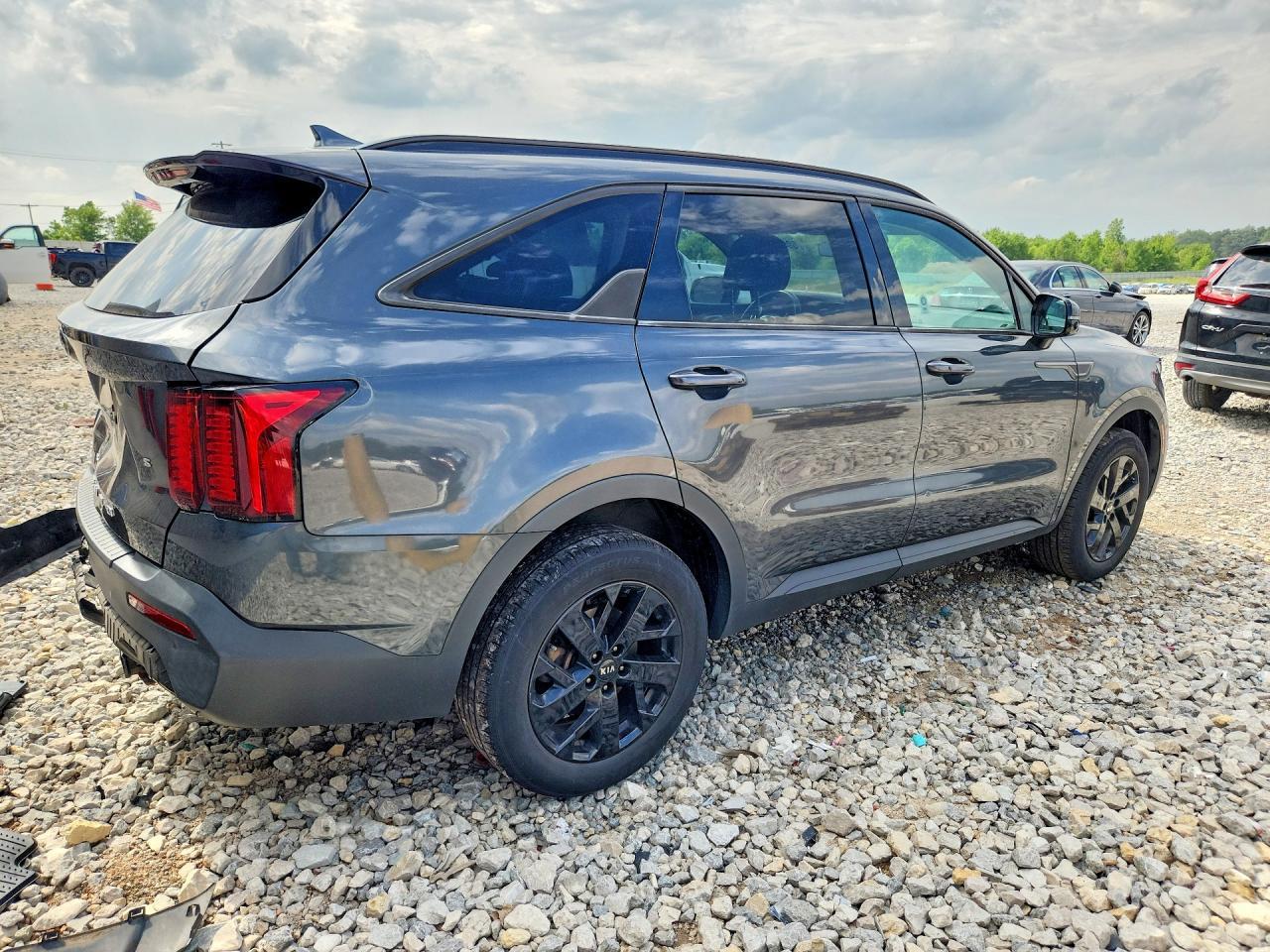 2021 Kia Sorento S - Фото 3