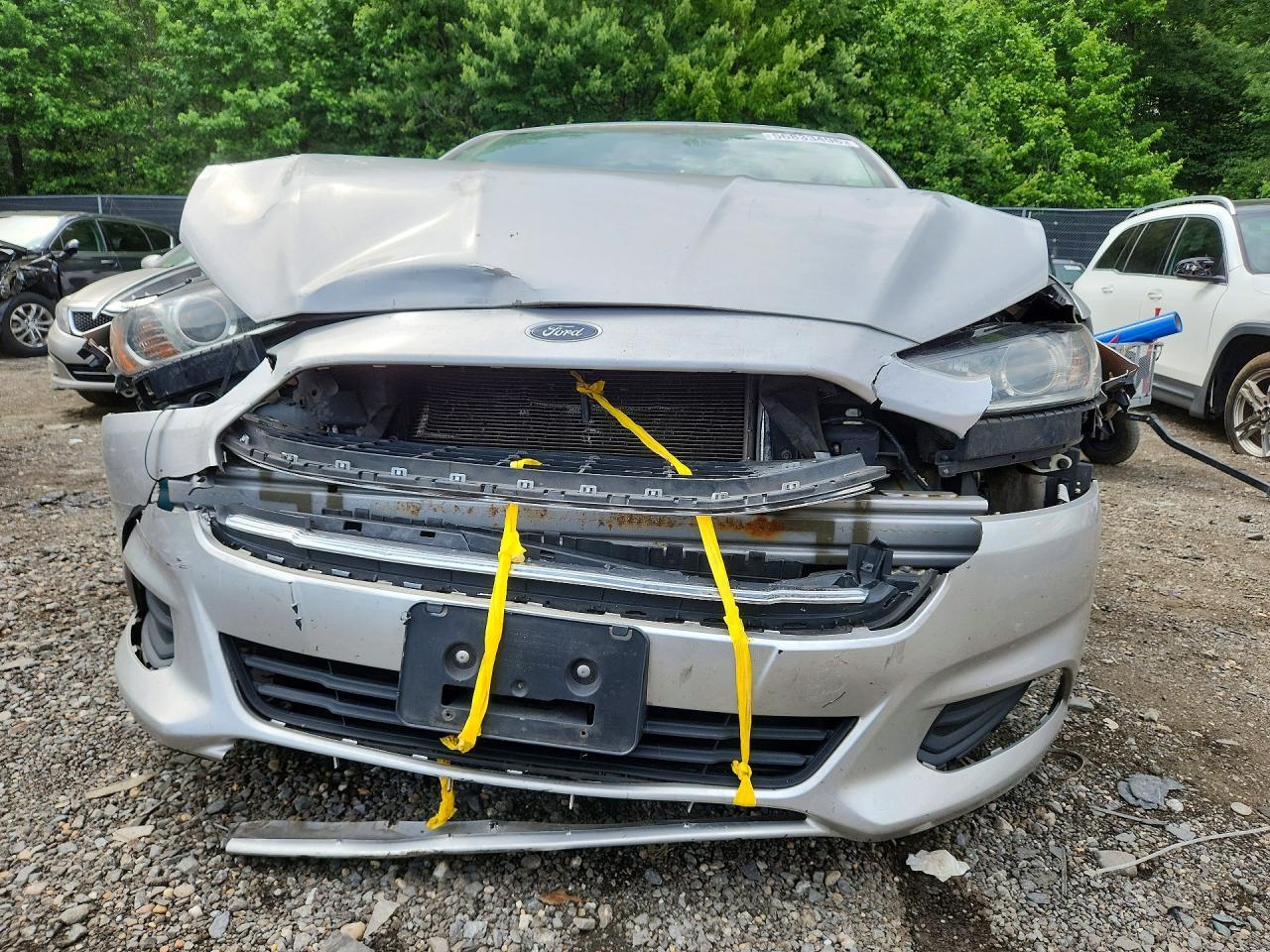 2013 Ford Fusion S - Фото 5