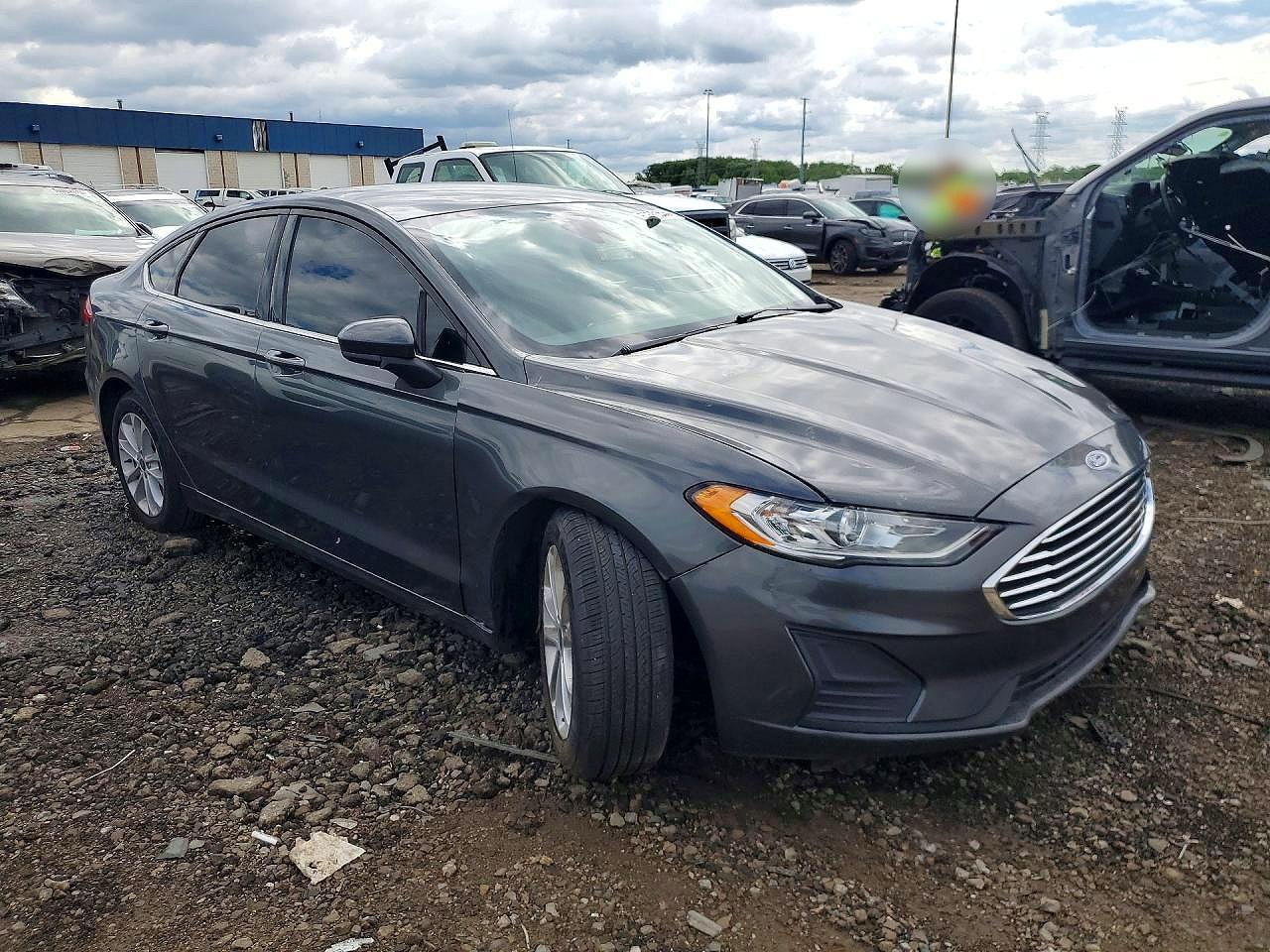 2020 Ford Fusion Se - Фото 4