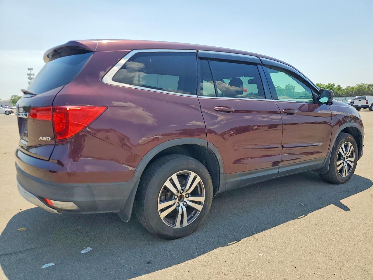 2016 Honda Pilot Exl - Image 3