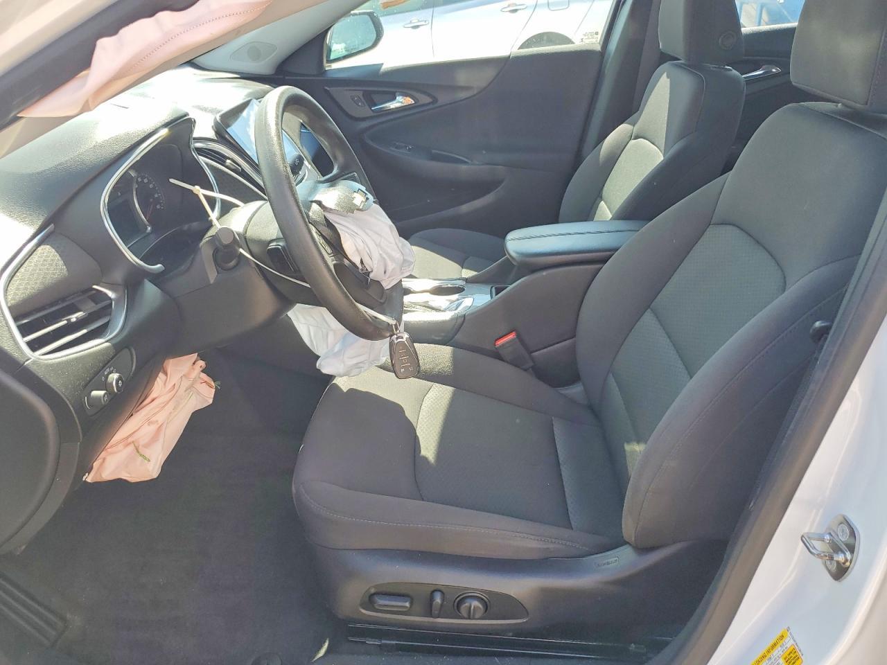 2017 Chevrolet Malibu Lt - Фото 7