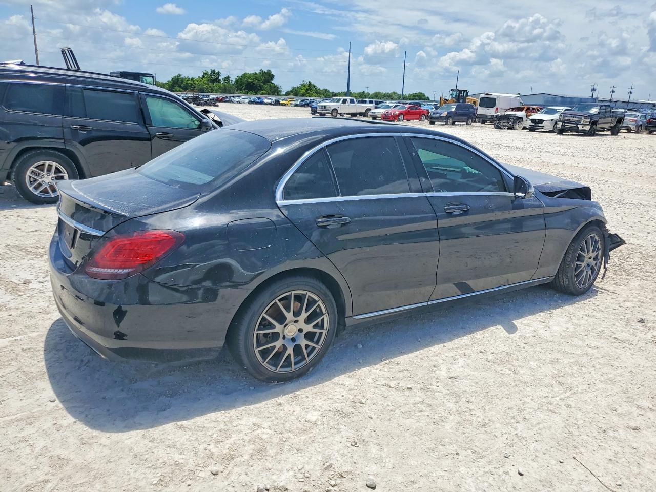 2019 Mercedes-Benz C 300 - Фото 3