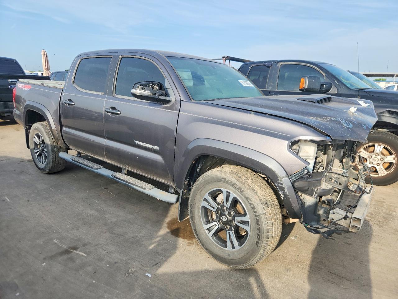 2017 Toyota Tacoma Trd Sport - Image 4