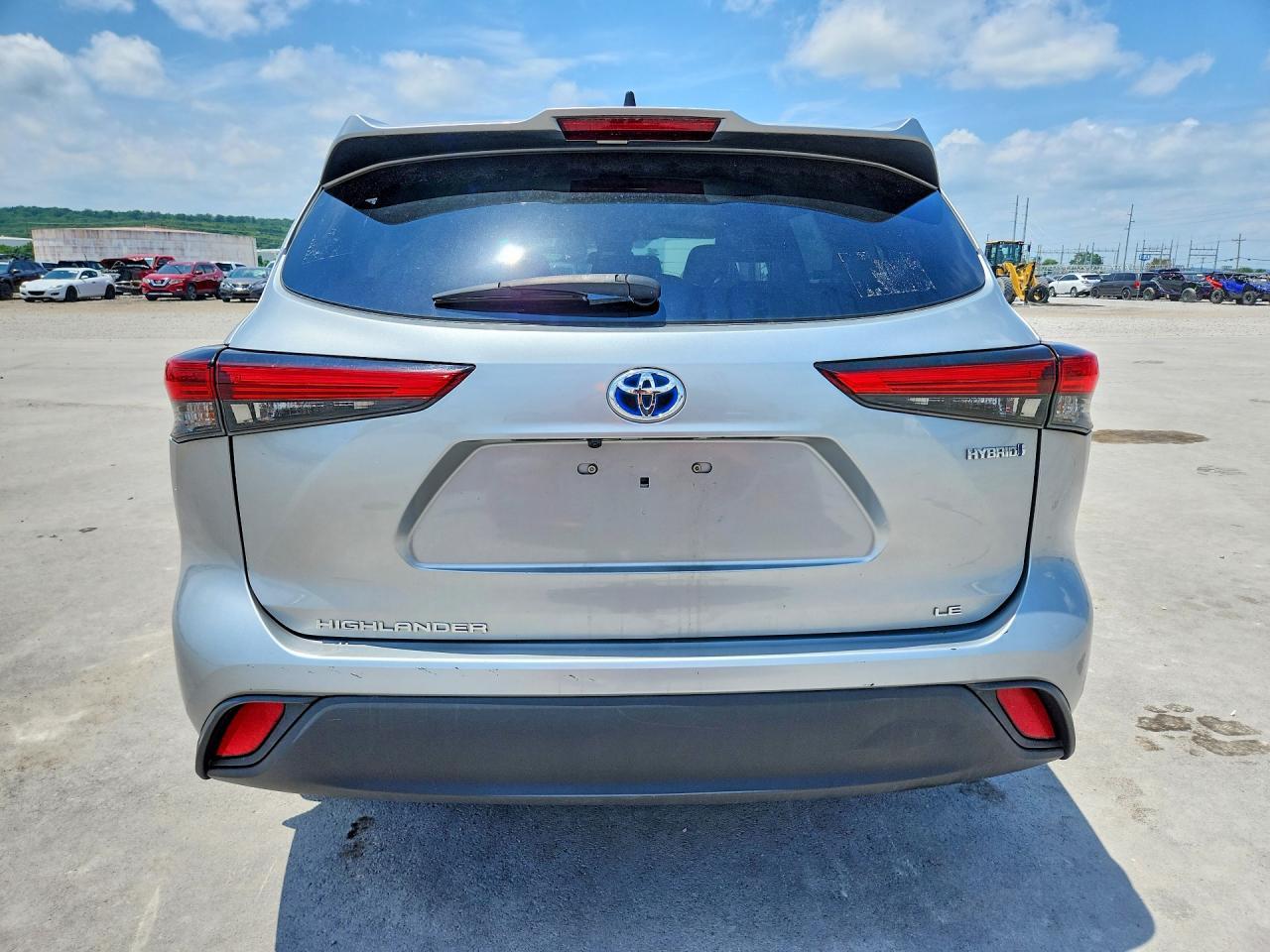 2022 Toyota Highlander Hybrid Le - Фото 6