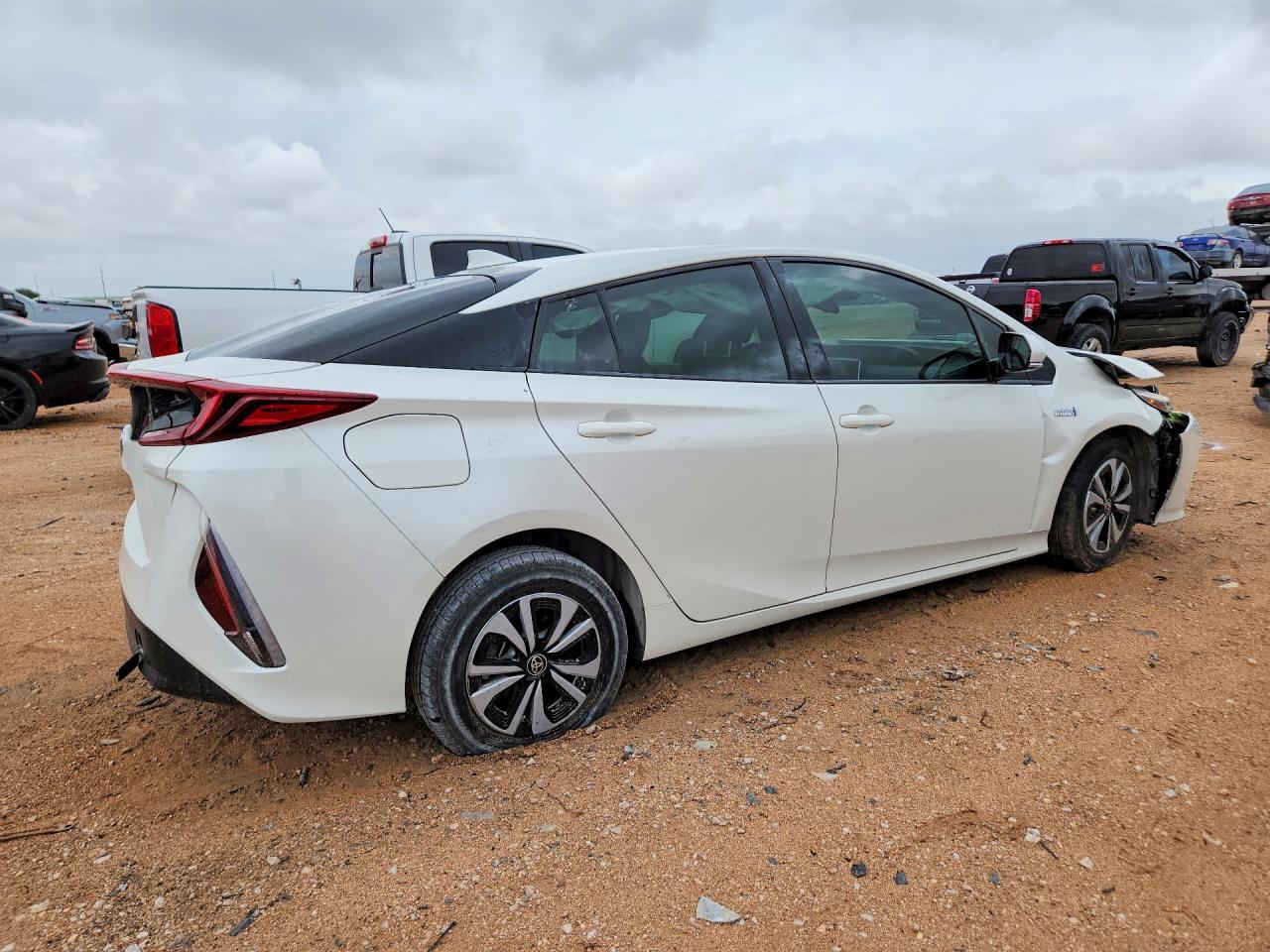 2019 Toyota Prius Prime Plus - Фото 3