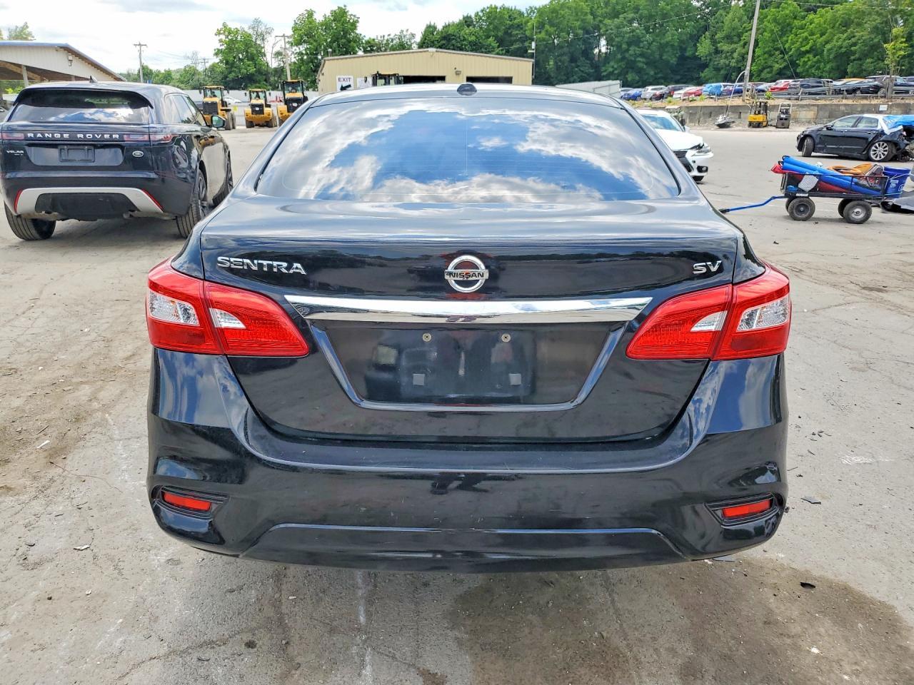 2019 Nissan Sentra Sv - Фото 6