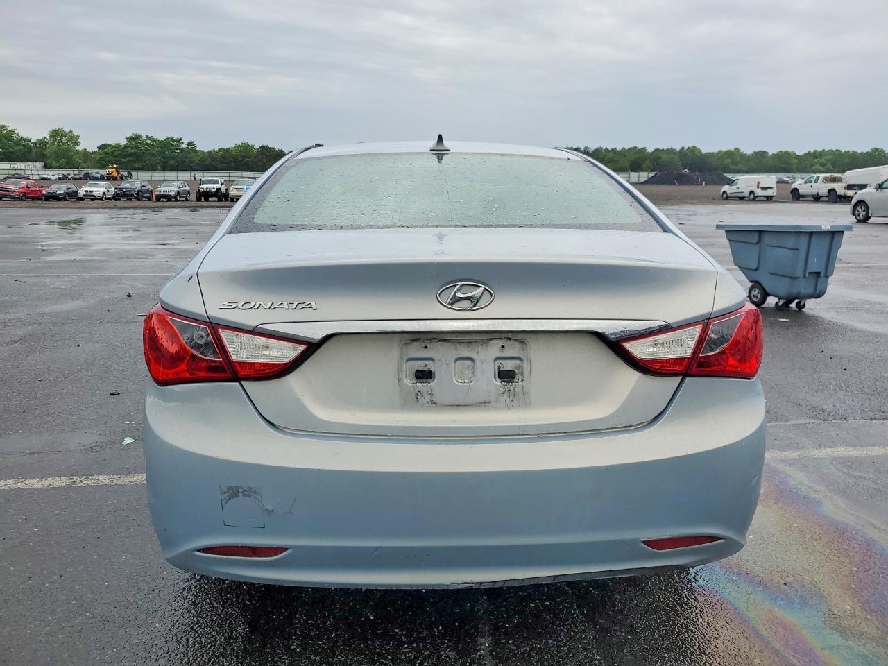 2013 Hyundai Sonata Gls - Image 6