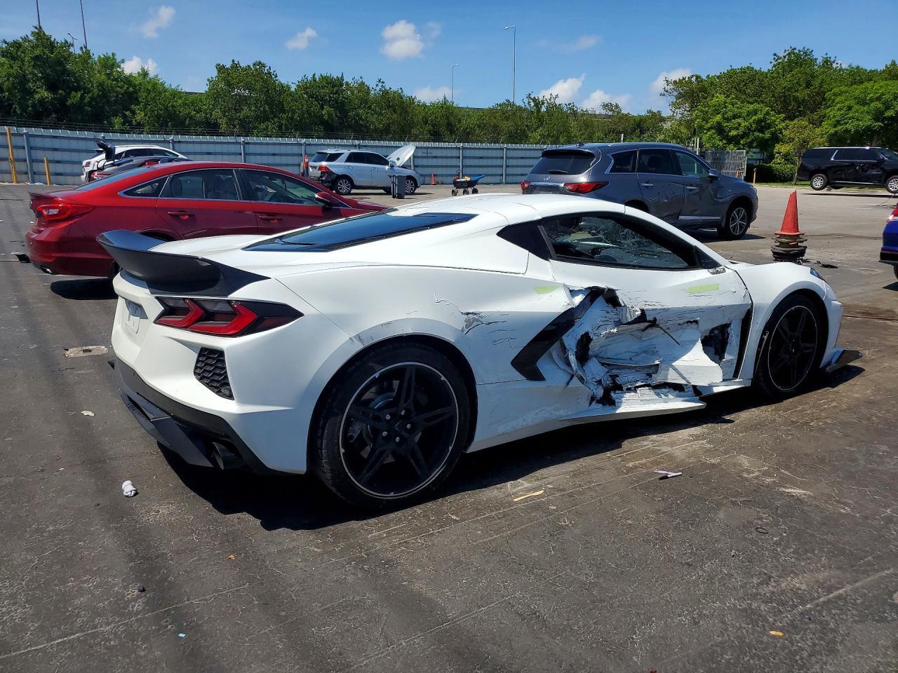 2020 Chevrolet Corvette Stingray 2Lt - Фото 3