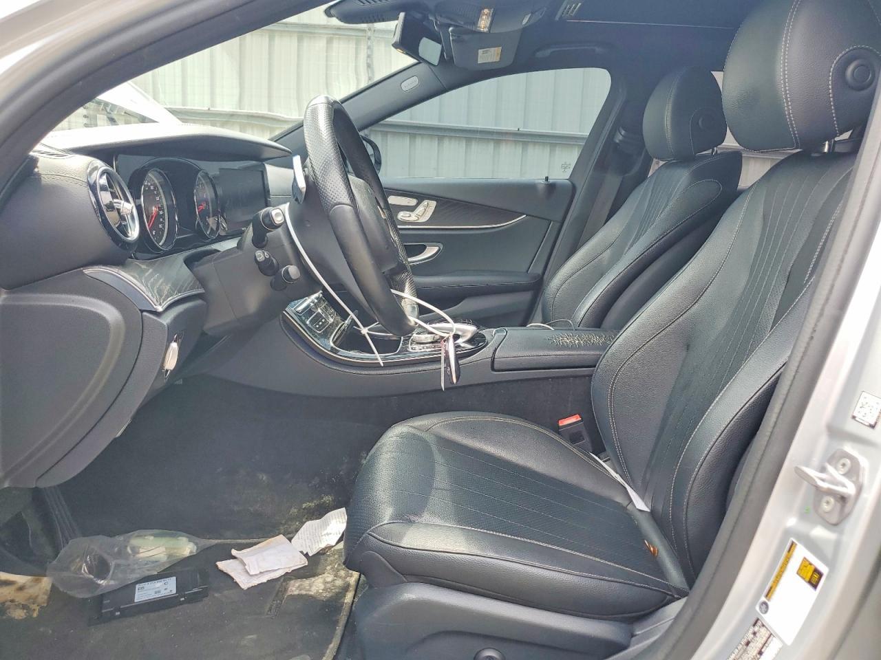 2017 Mercedes-Benz E 300 4Matic - Фото 7