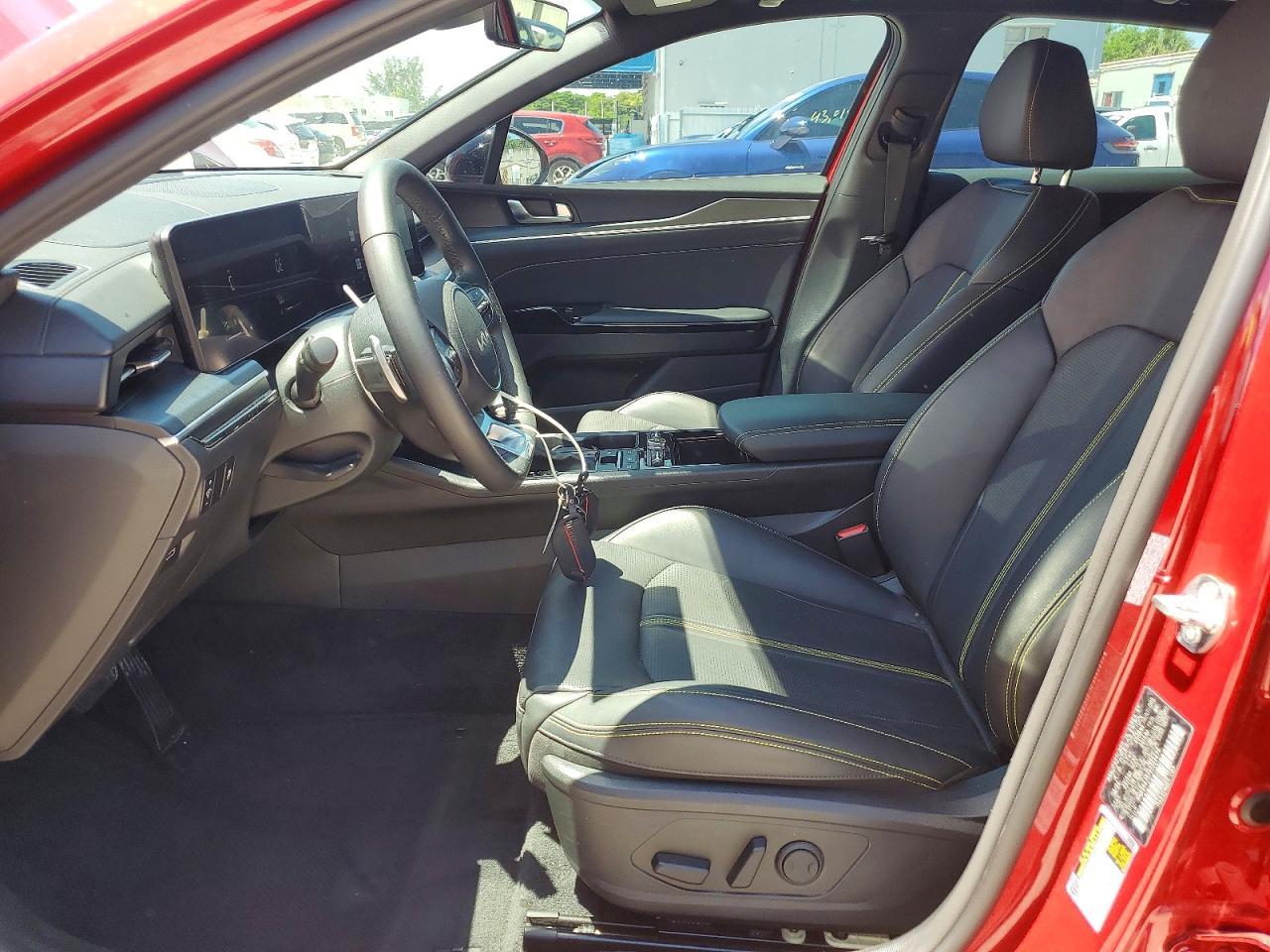 2025 Kia K5 Gt - Фото 7