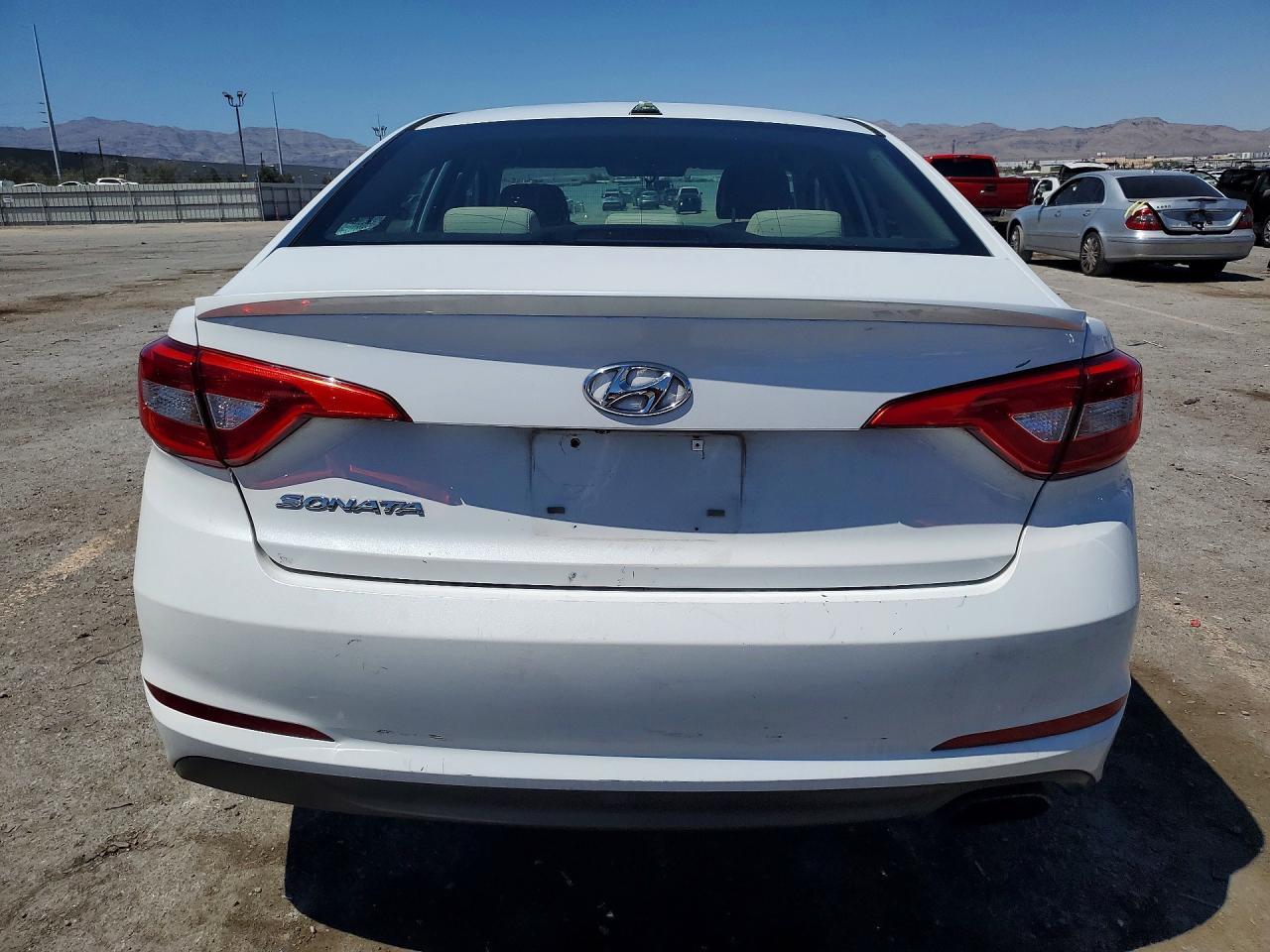 2015 Hyundai Sonata Se - Image 6