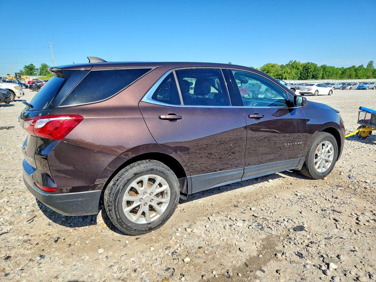 2020 Chevrolet Equinox Lt - Фото 3