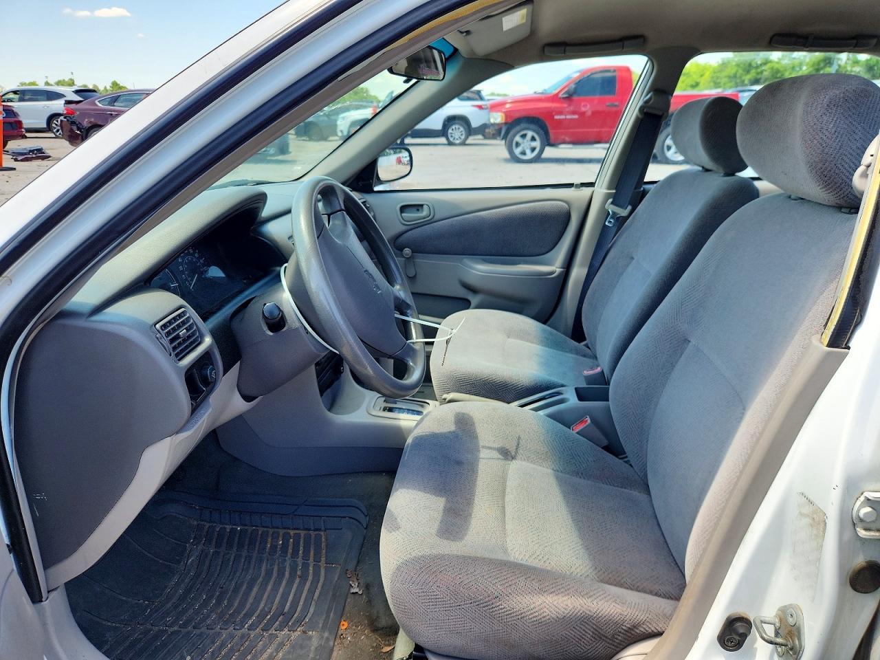 2002 Chevrolet Geo Prizm - Фото 7