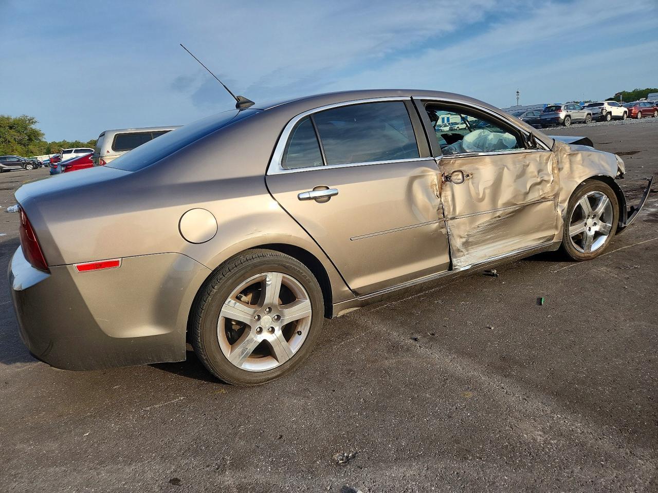 2012 Chevrolet Malibu 3Lt - Image 3