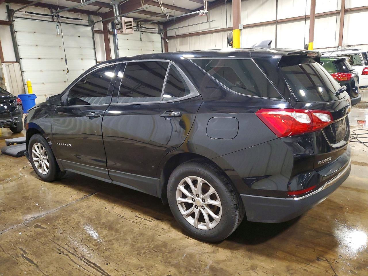 2018 Chevrolet Equinox Ls - Фото 2