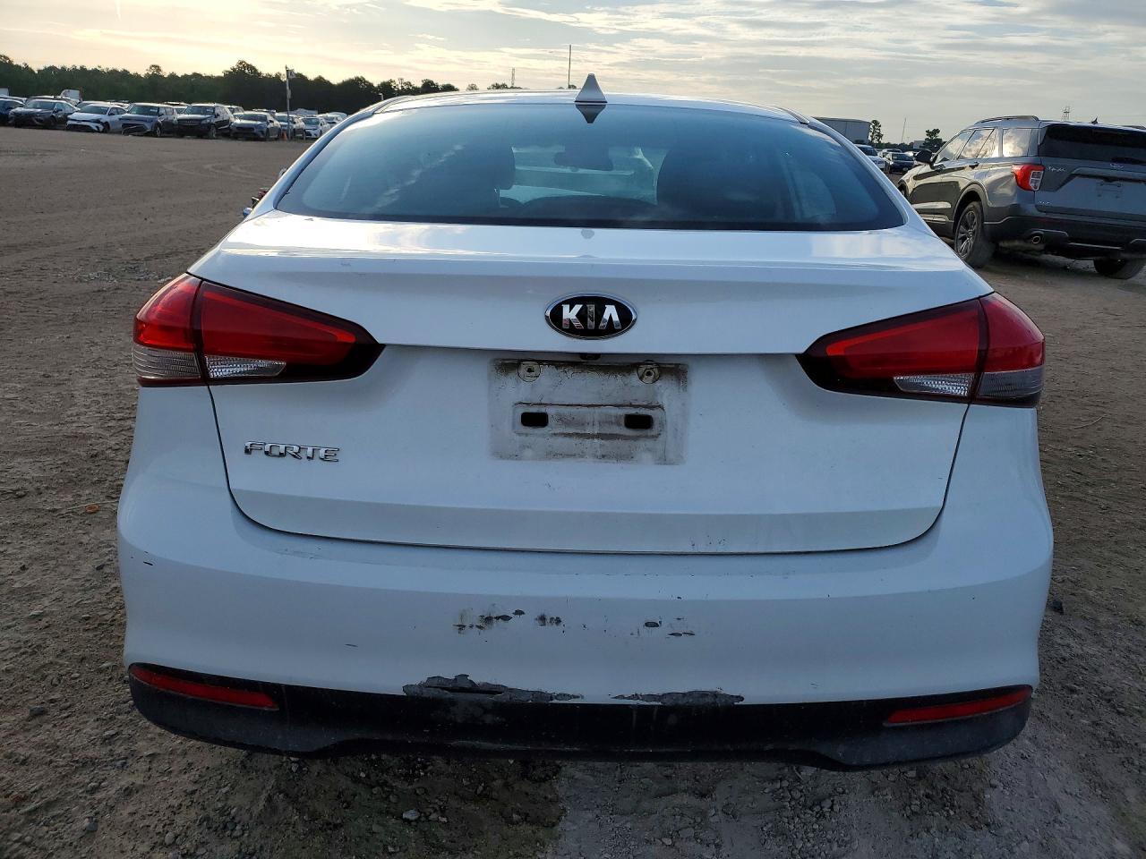 2018 Kia Forte Lx - Фото 6