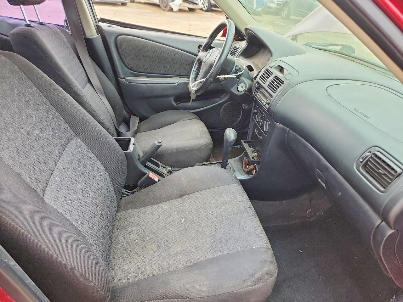 2002 Toyota Corolla S - Фото 7