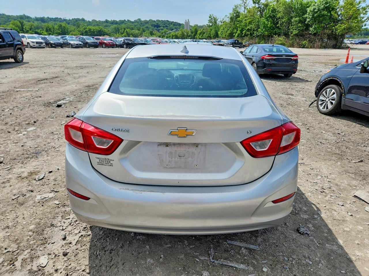 2017 Chevrolet Cruze Lt - Фото 6