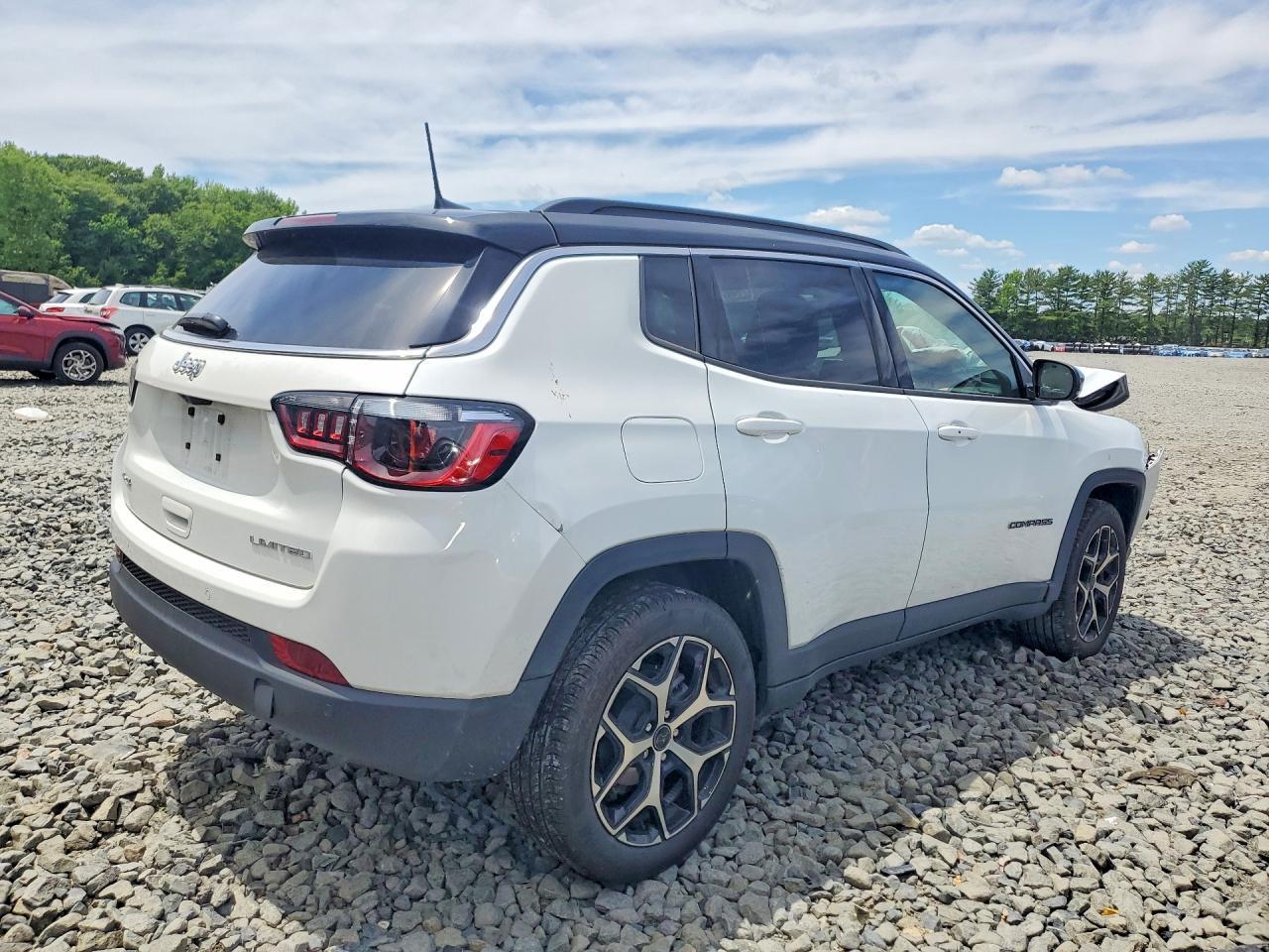 2025 Jeep Compass Limited - Image 3