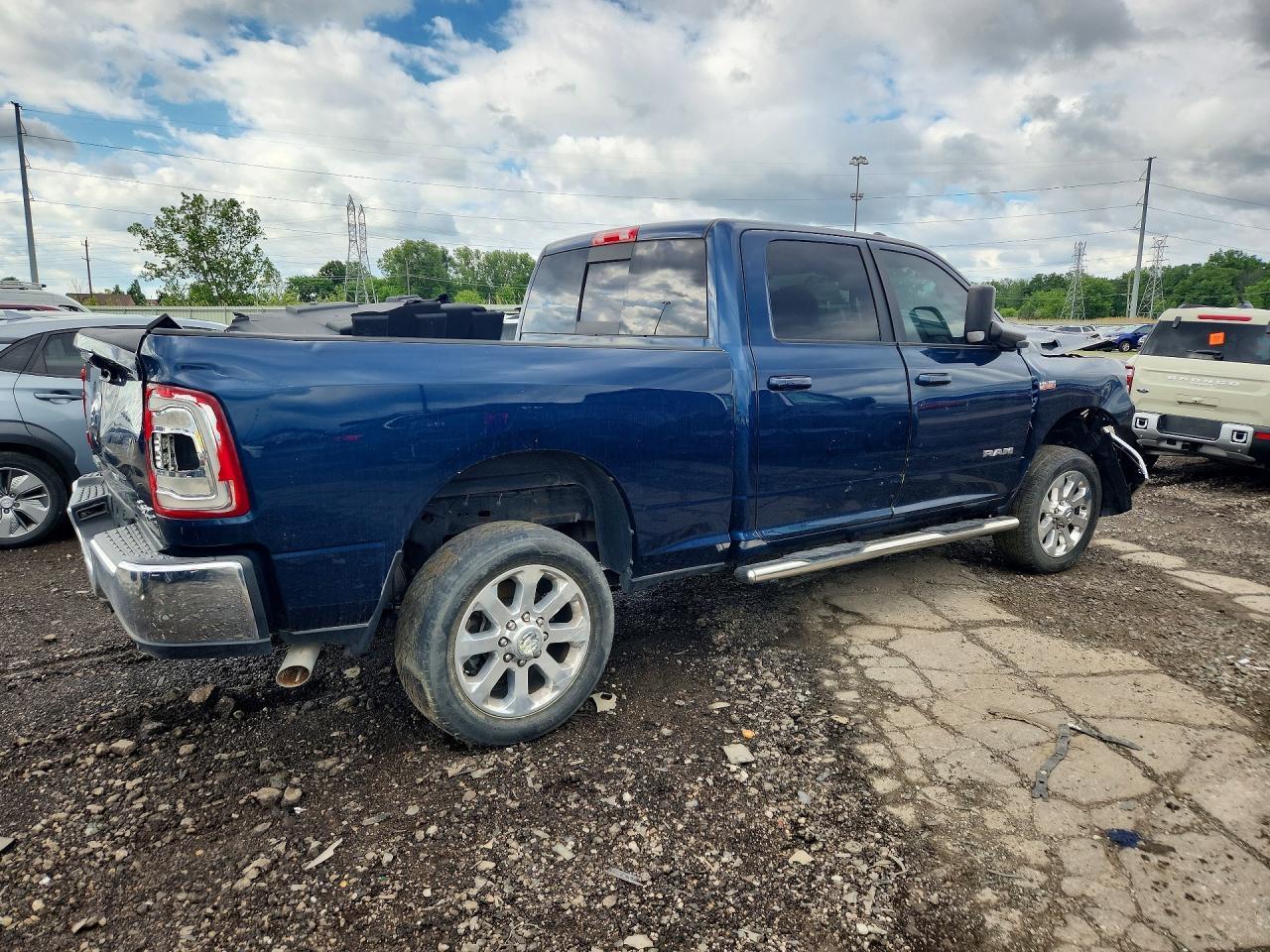 2022 Ram 2500 Big Horn - Фото 3