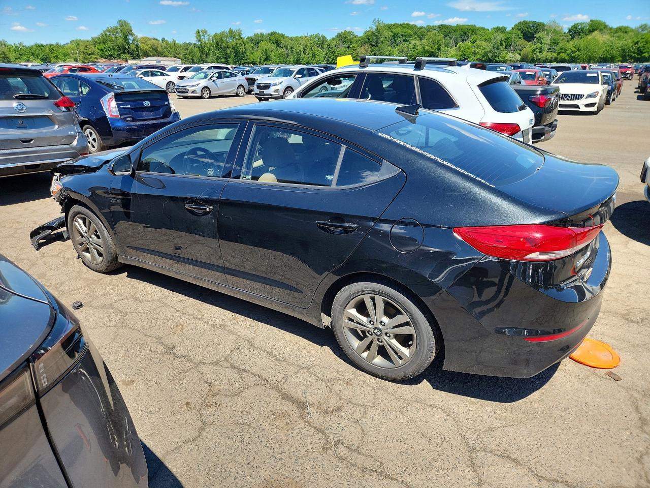 2018 Hyundai Elantra Sel - Image 2