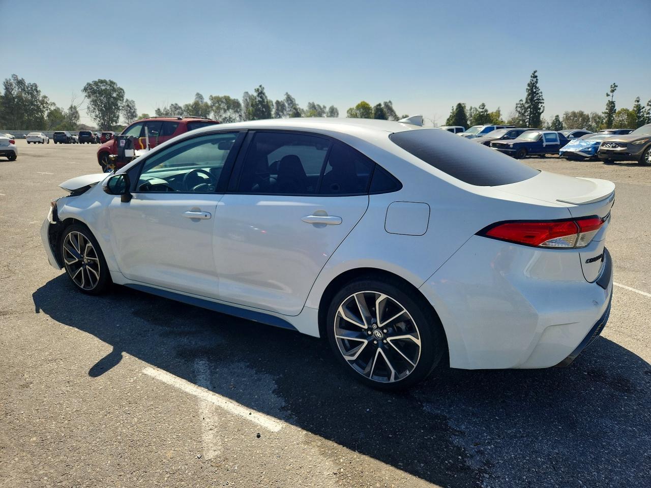 2020 Toyota Corolla Se - Image 2