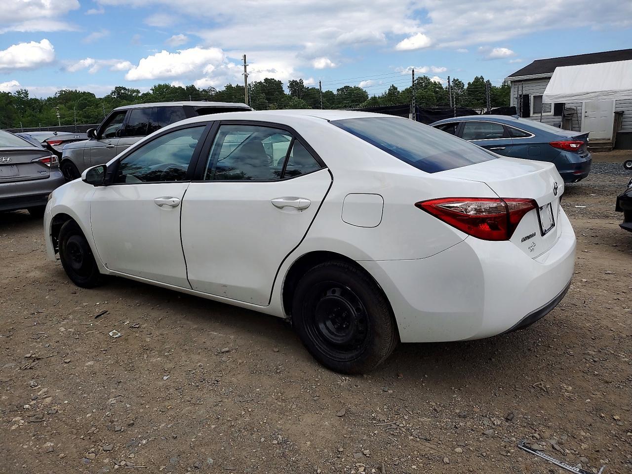 2018 Toyota Corolla Le - Image 2