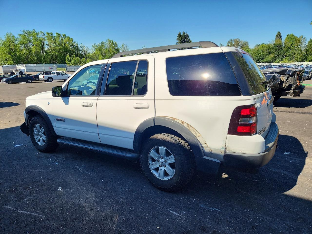 2007 Ford Explorer Xlt - Фото 2