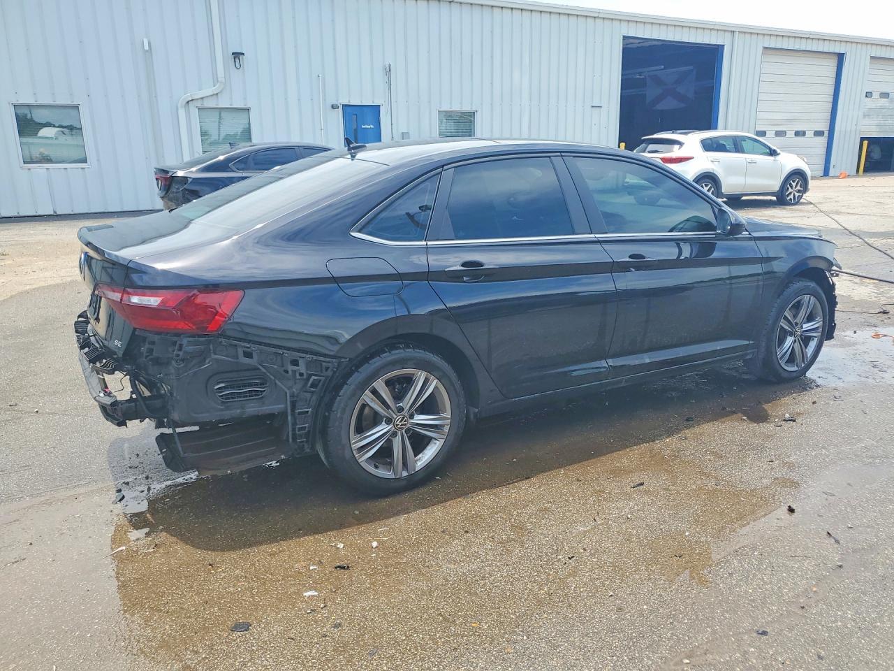 2023 Volkswagen Jetta Se - Фото 3