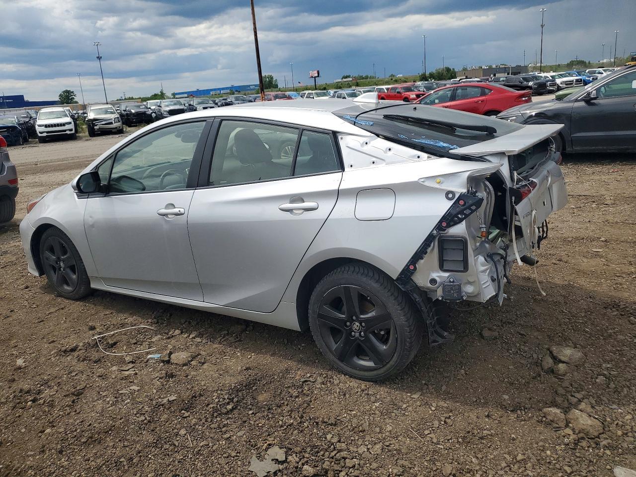 2019 Toyota Prius Limited - Фото 2