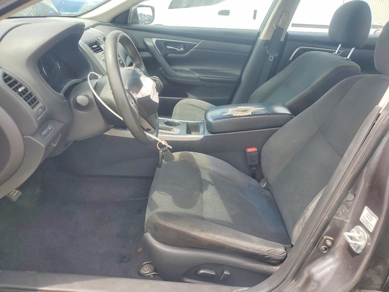 2015 Nissan Altima 2.5 S - Image 7