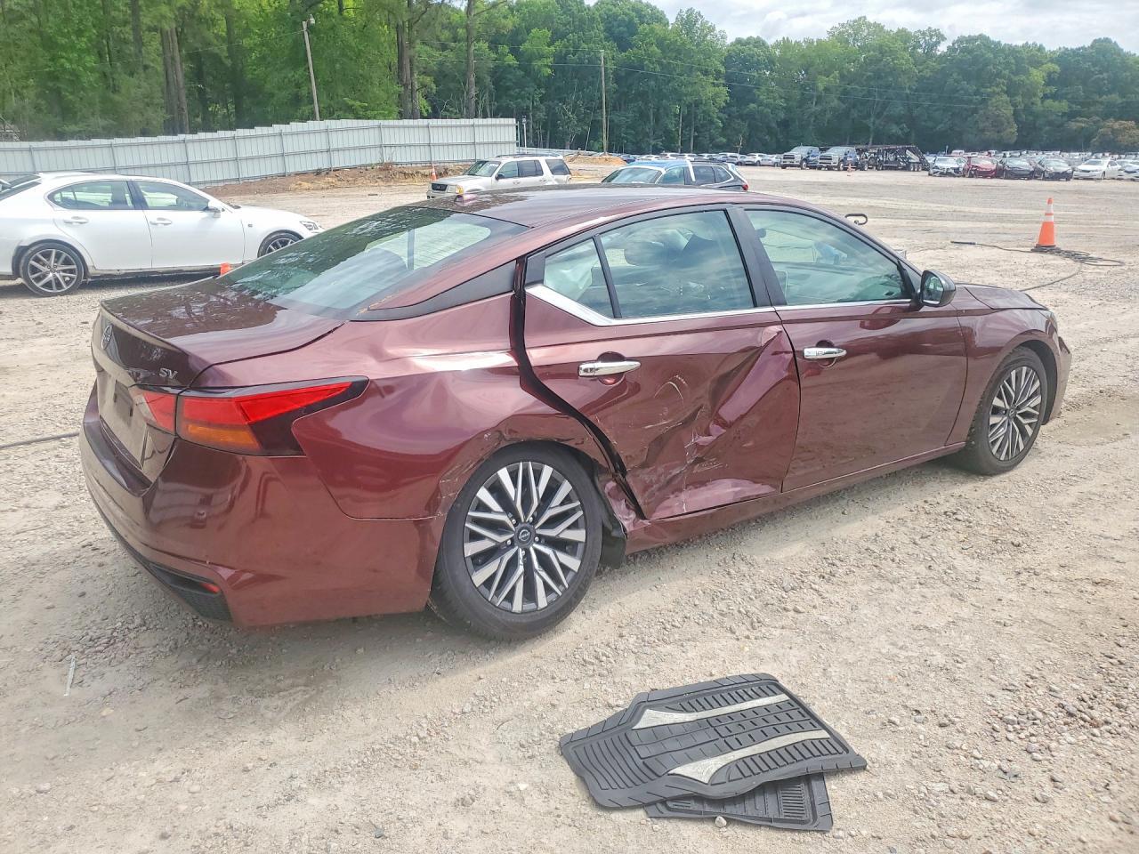 2023 Nissan Altima Sv - Фото 3