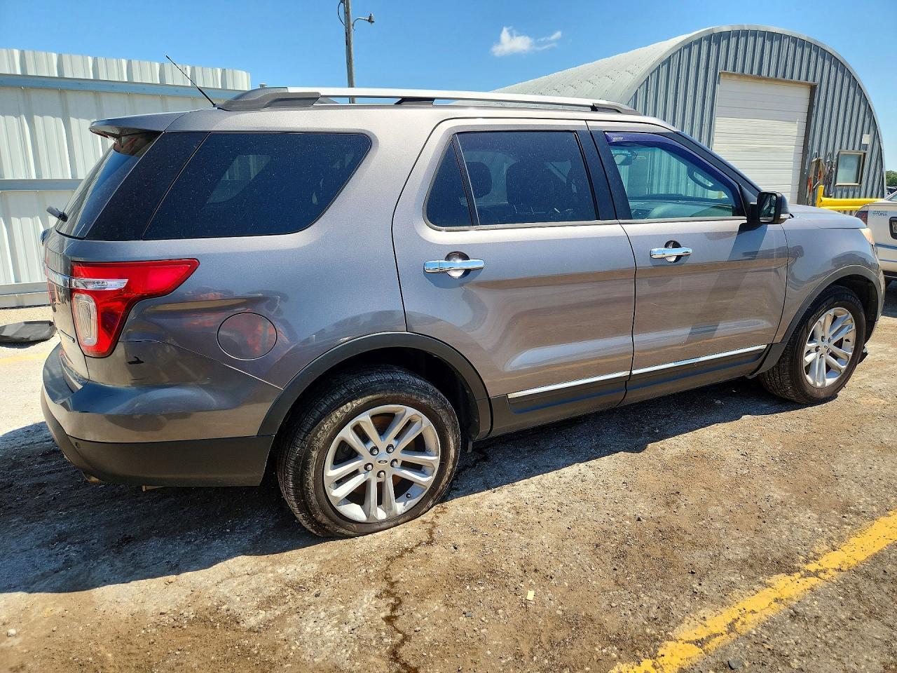2013 Ford Explorer Xlt - Фото 3