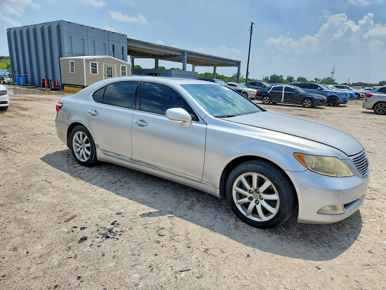 2008 Lexus Ls 460 - Image 4