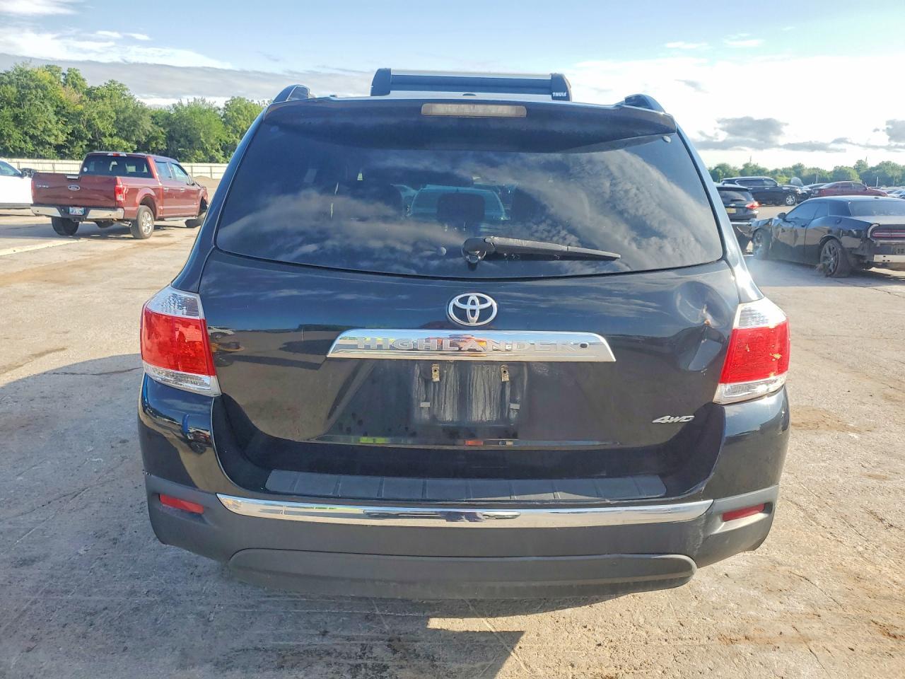 2012 Toyota Highlander Limited - Image 6