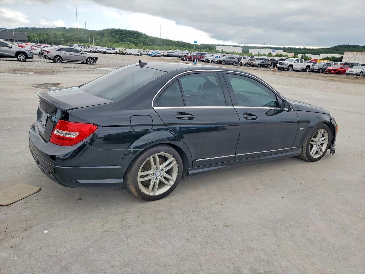 2012 Mercedes-Benz C 250 - Фото 3