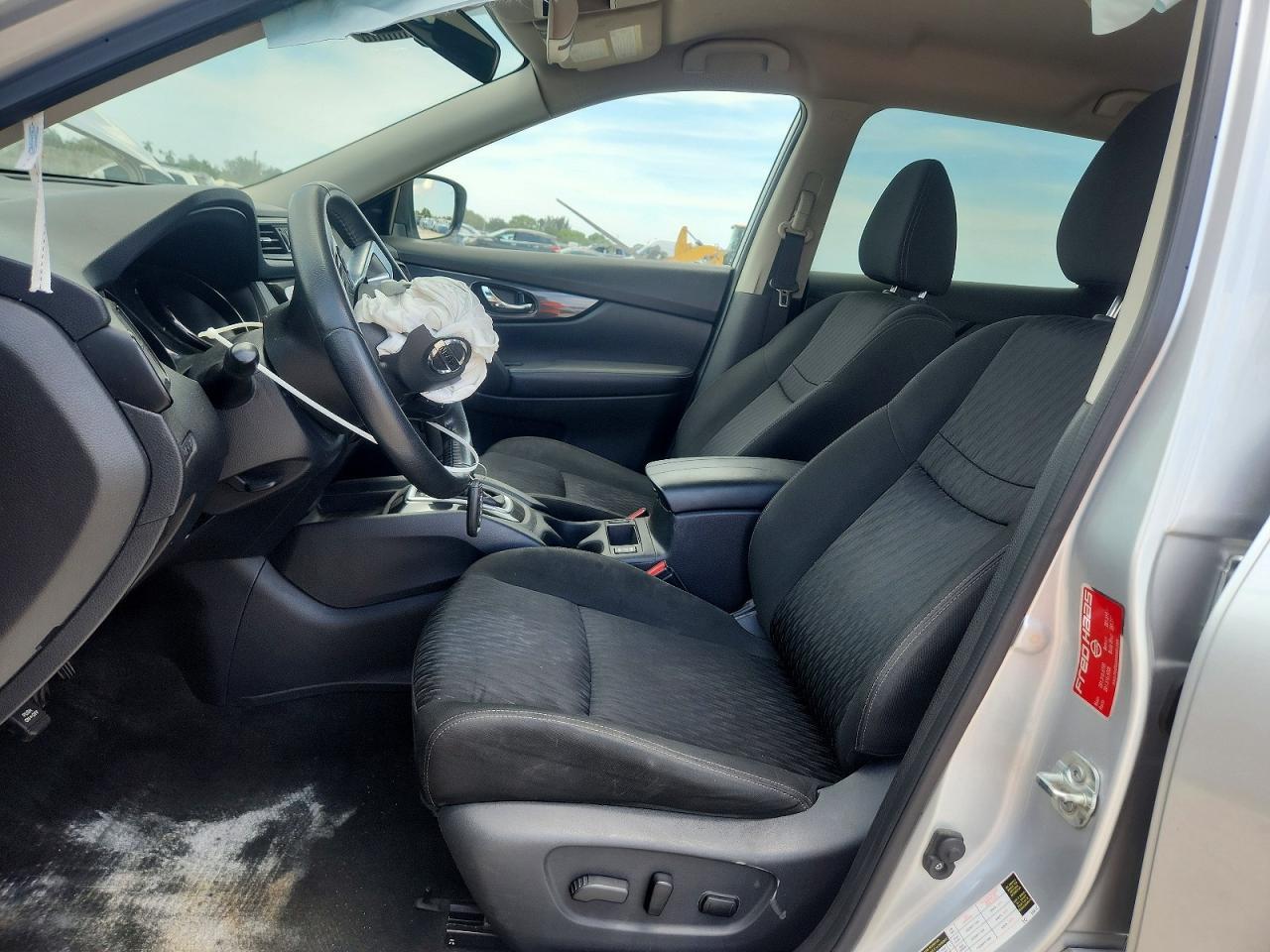 2020 Nissan Rogue Sv - Image 7
