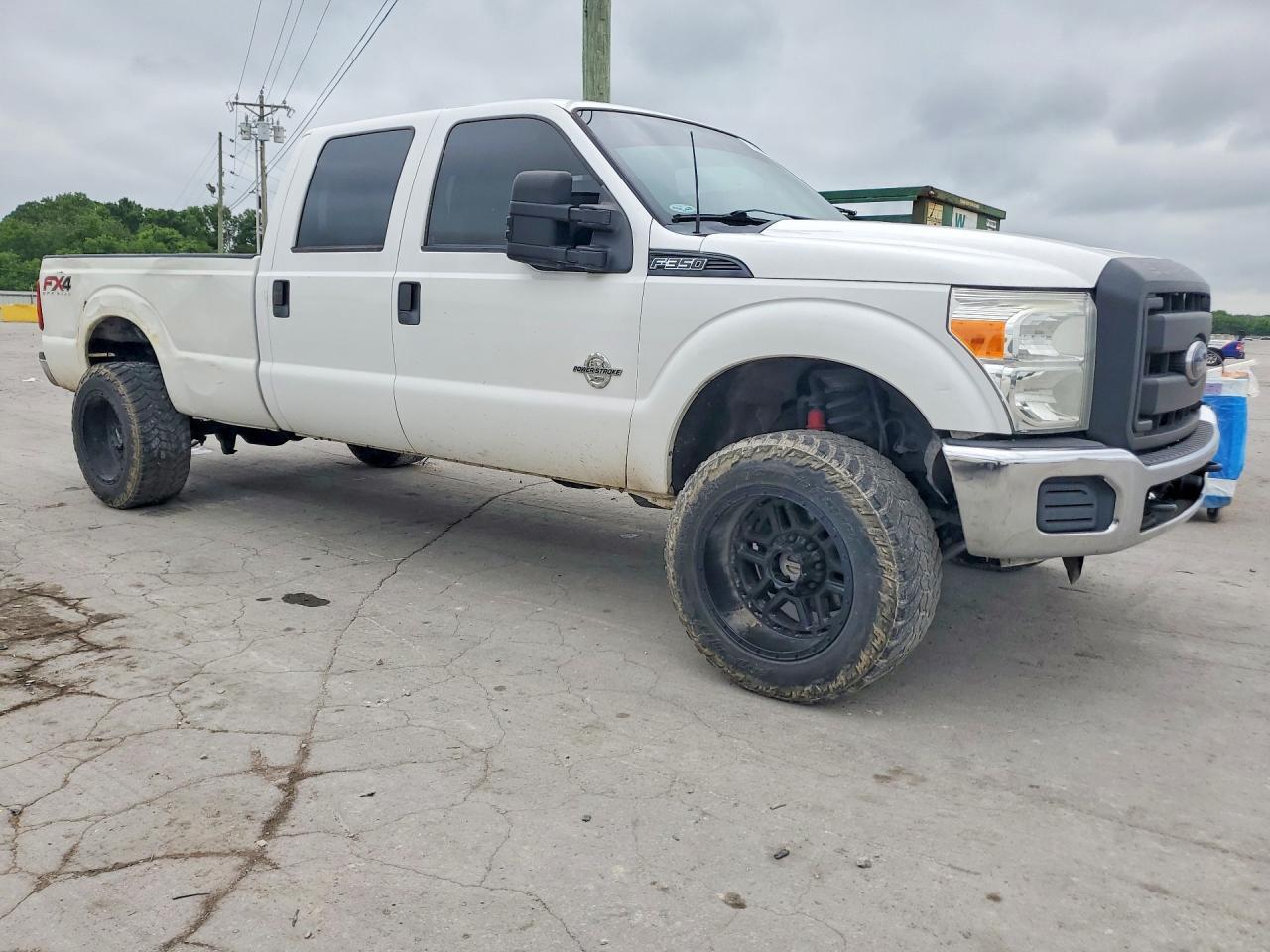 2015 Ford F350 Super Duty - Фото 4