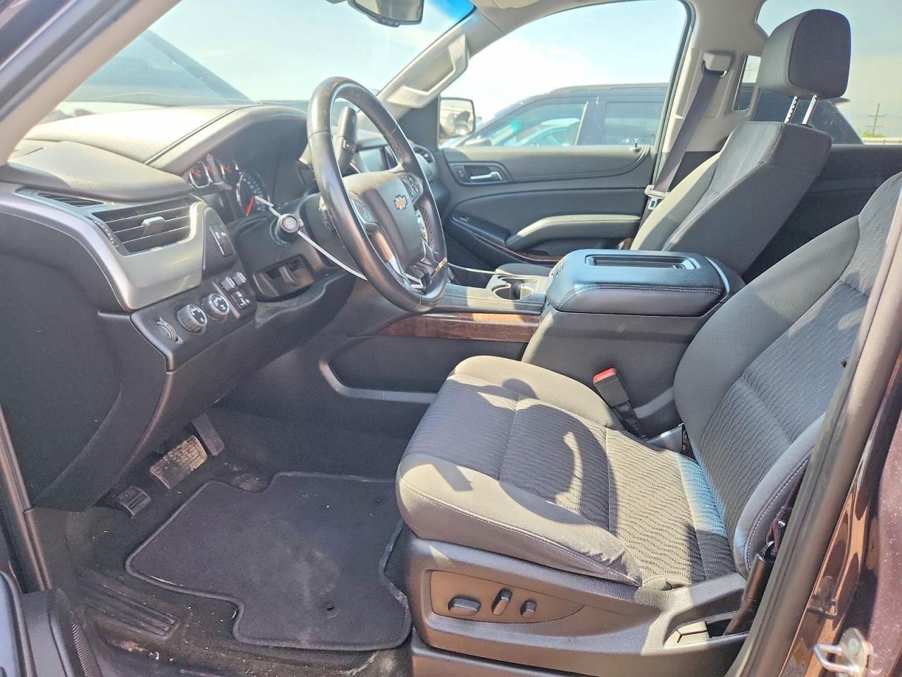 2017 Chevrolet Suburban K1500 Ls - Фото 7