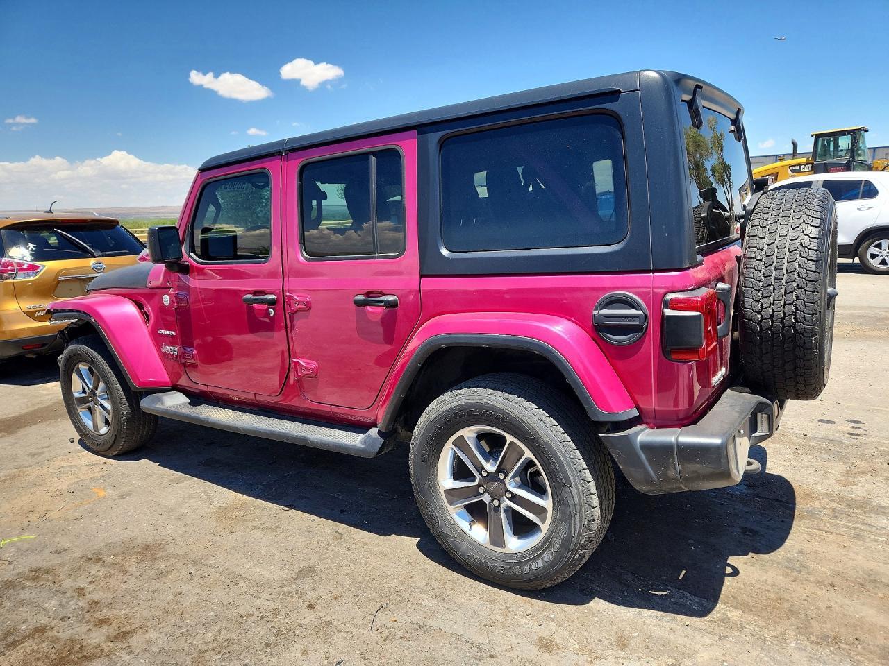 2021 Jeep Wrangler Unlimited Sahara - Фото 2