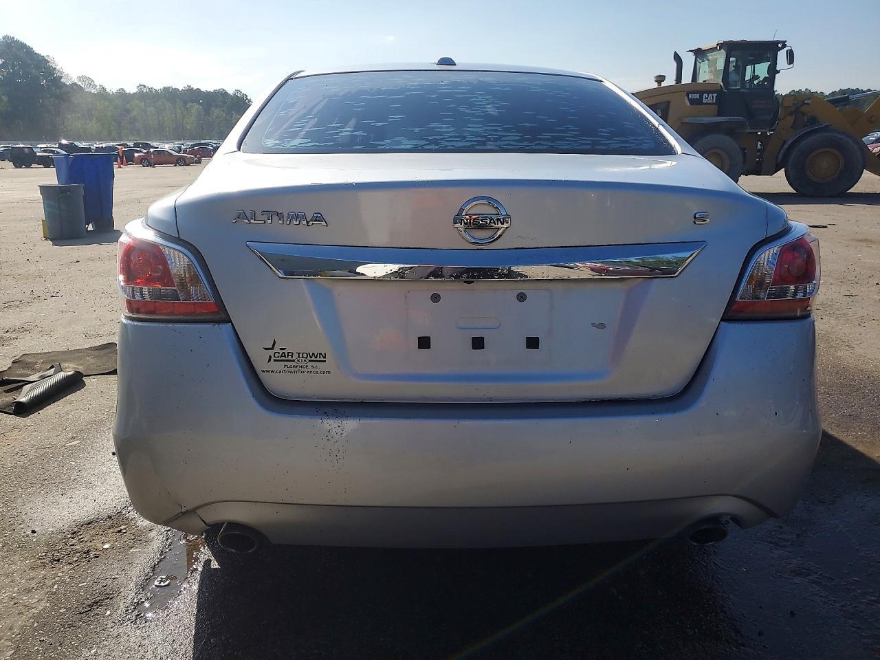 2015 Nissan Altima 2.5 S - Фото 6